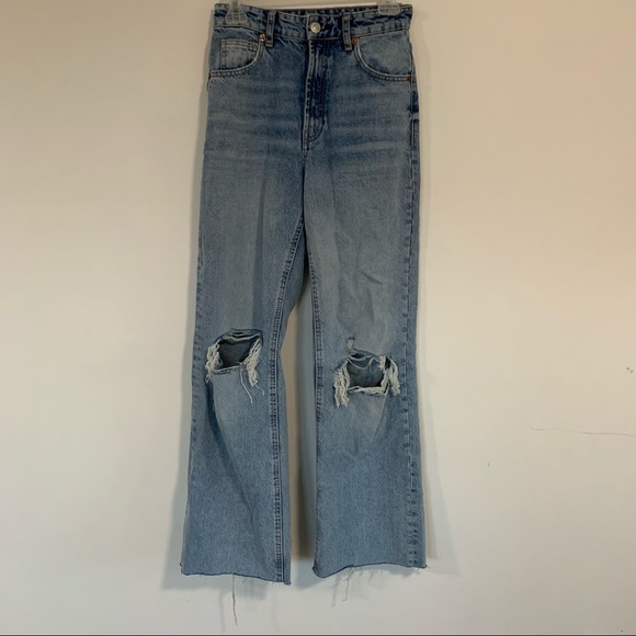 ZARA Light Wash Wide Leg Jeans - Picture 3 of 5